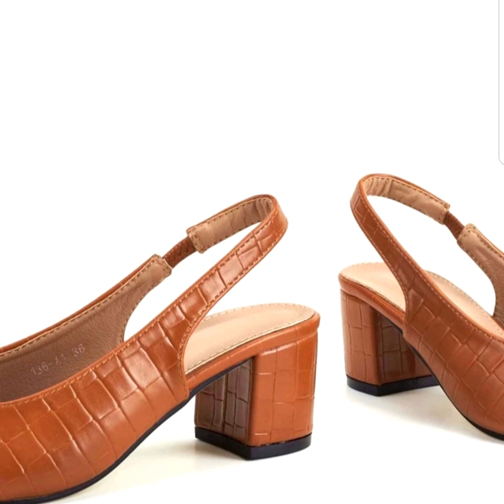 Croc Embossed Slingback Chunky Pumps
